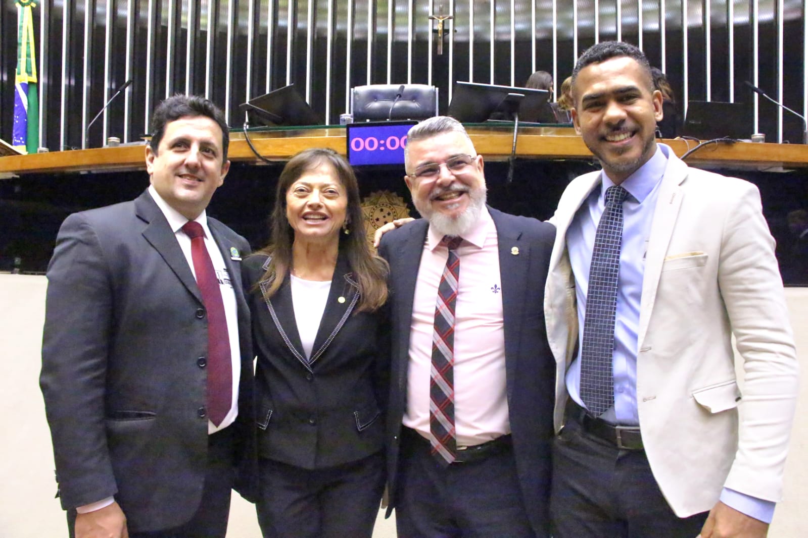 Sessão Solene na Câmara dos Deputados celebra o Mês da Fisioterapia, da Terapia Ocupacional e os 50 anos do COFFITO